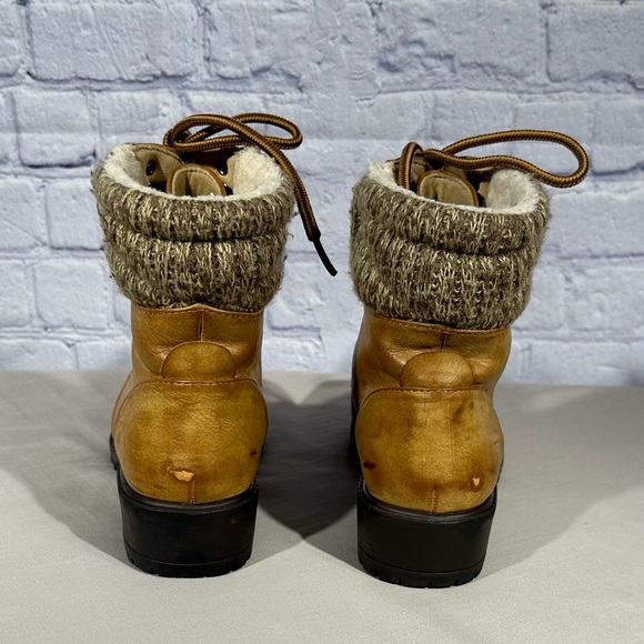 Justice Girls lace up leather boot size 3 - Picture 4 of 6